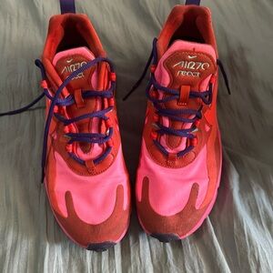 Nike Air 270 react size 6.5